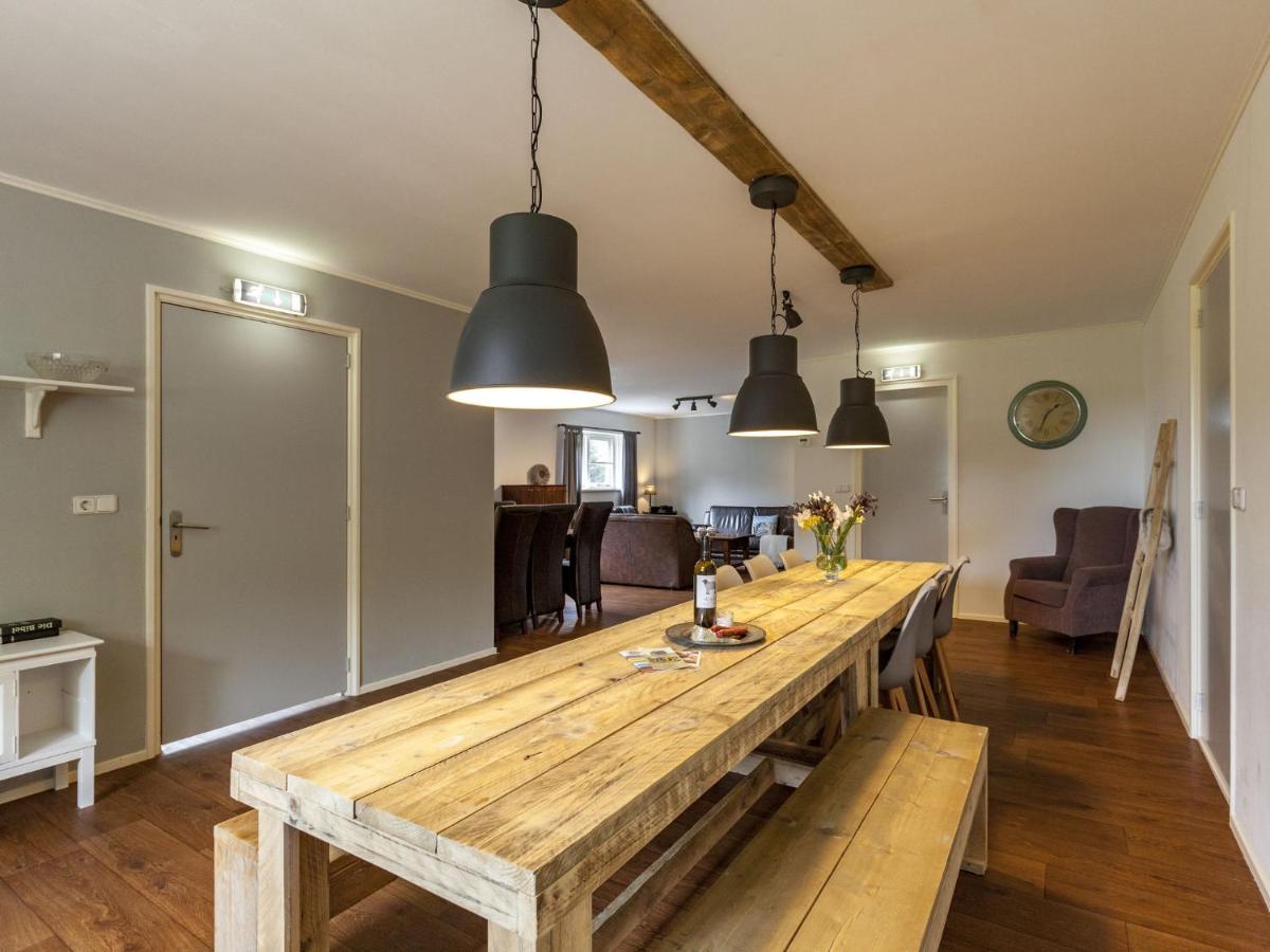 Charming Holiday Home Near Beach In Meliskerke Esterno foto